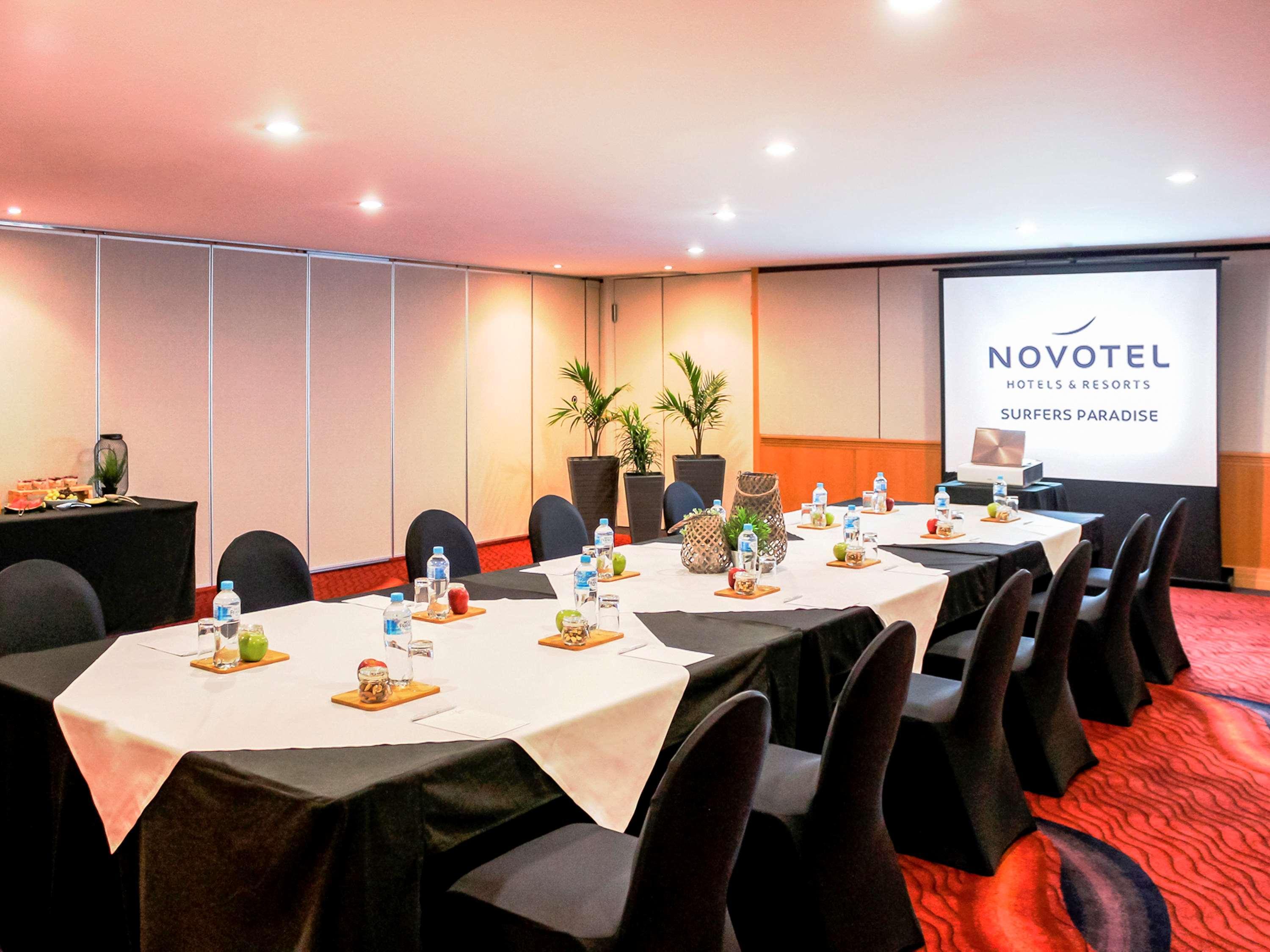 Novotel Surfers Paradise Gold Coast Exterior foto