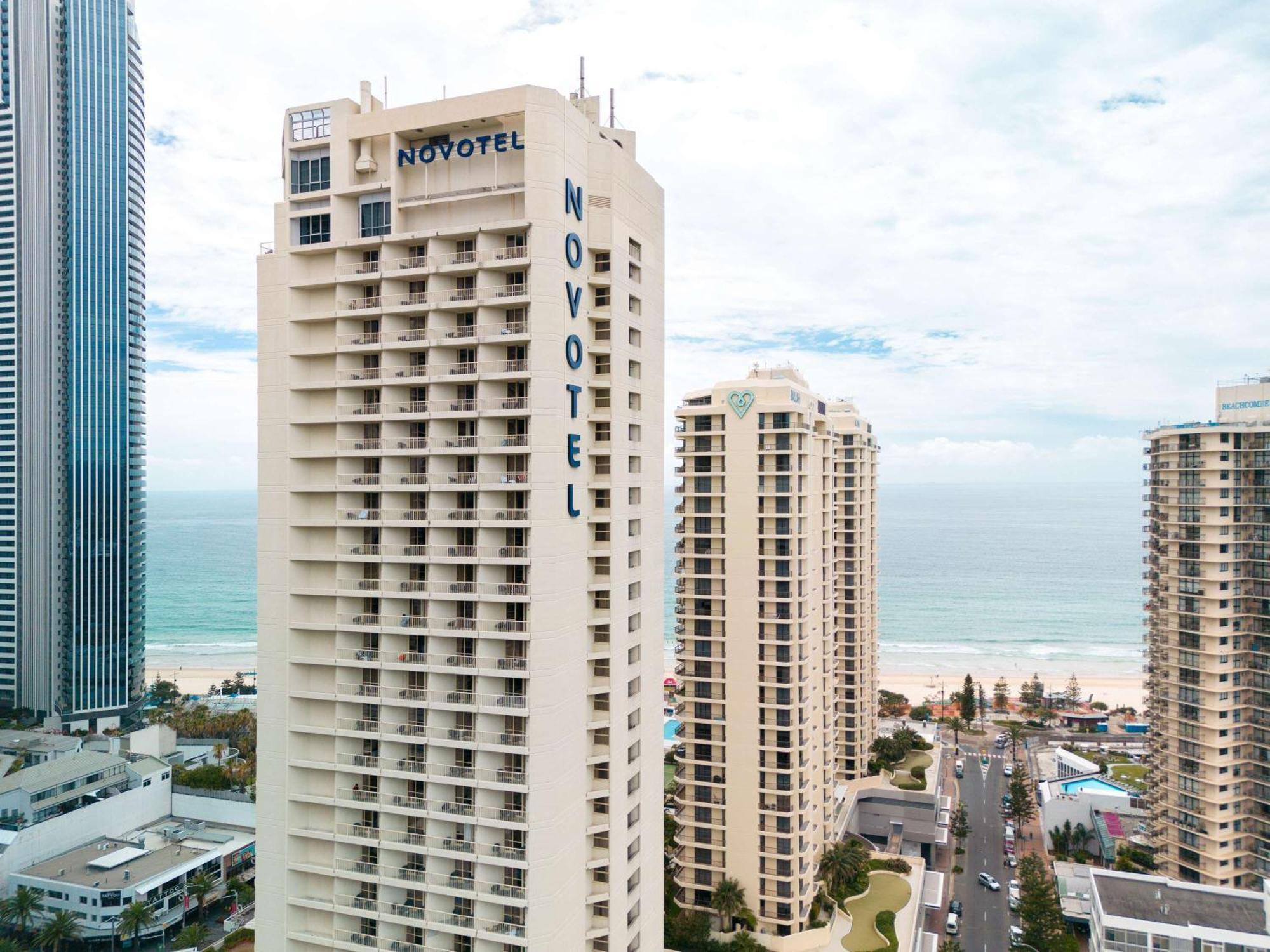 Novotel Surfers Paradise Gold Coast Exterior foto